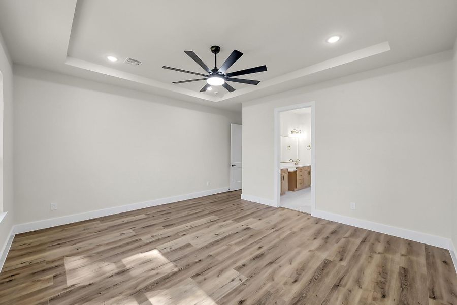 The owner’s retreat with en-suite bathroom.
