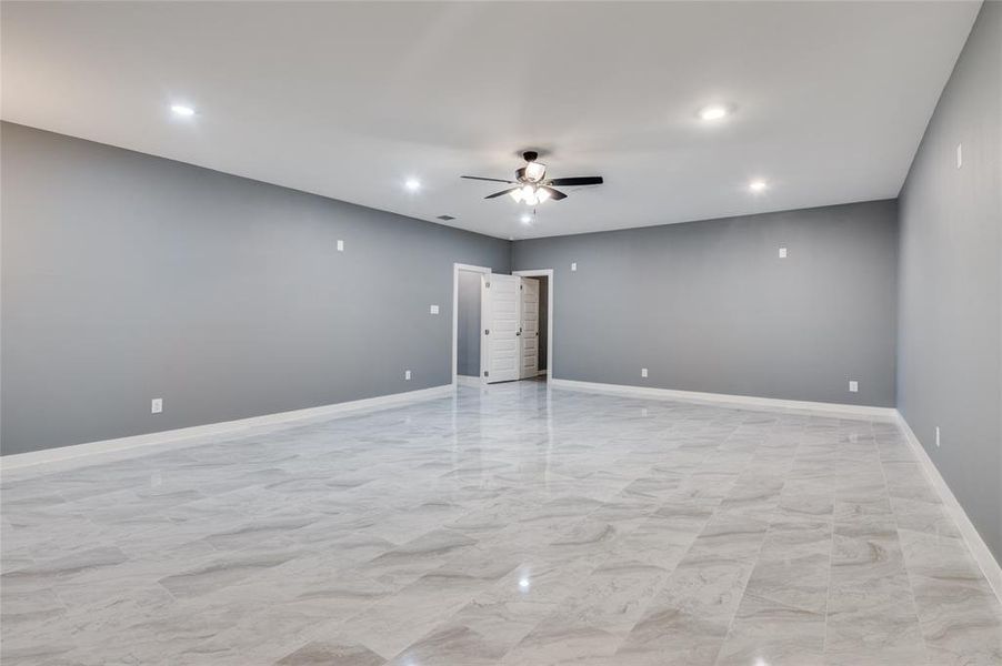 Spacious, unfurnished interior of a new home in , Lancaster (Image 26).