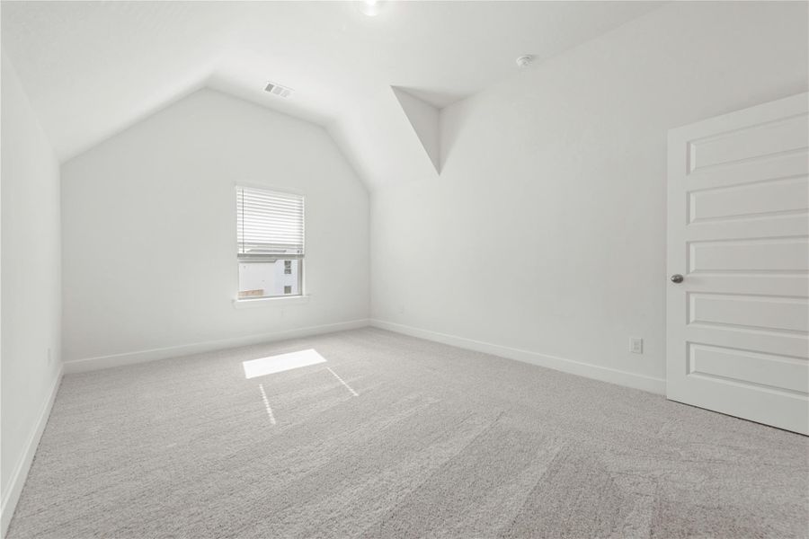 Spacious, unfurnished interior of a new home in Kresston - 65', Montgomery (Image 21). Spacious, unfurnished interior of a new home in Kresston - 65', Montgomery (Image 21).