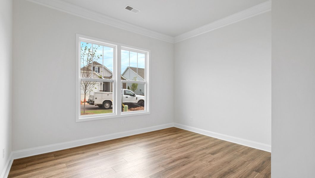 Spacious, unfurnished interior of a new home in The Villas at Pine Valley, Boiling Springs (Image 12).