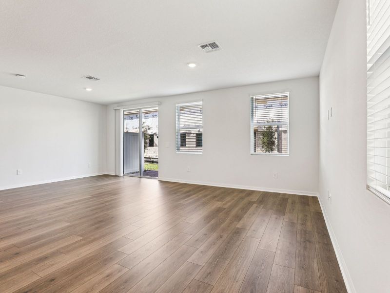 Spacious, unfurnished interior of a new home in The Meadow at Crossprairie Townes, St. Cloud (Image 8). Spacious, unfurnished interior of a new home in The Meadow at Crossprairie Townes, St. Cloud (Image 8).