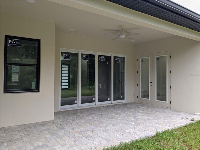 Exterior details and patio area of a home in , Port Charlotte (Image 4).