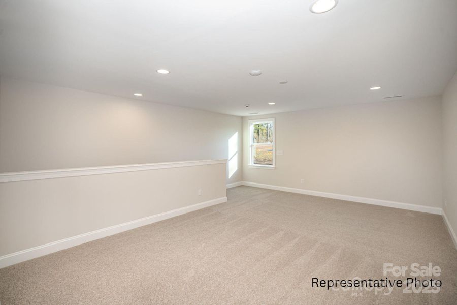 Spacious, unfurnished interior of a new home in Edmunds Farm, Clover (Image 19).
