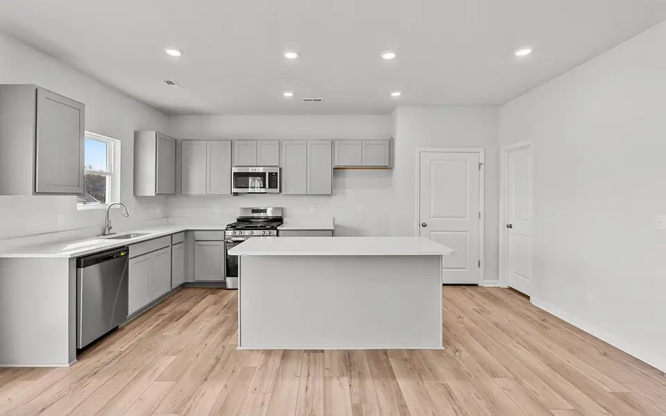 Furnished interior view inside a new home in Hanes Lake, Winston-Salem (Image 6).