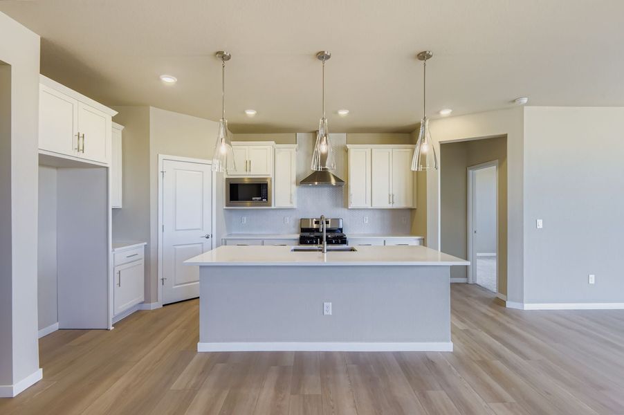 New Home in Parker, CO.  - Slide 9