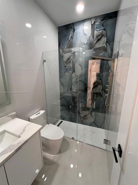 Furnished interior view inside a new home in , Cape Coral (Image 4).