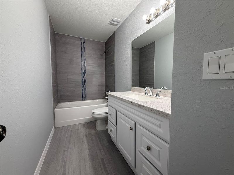 Furnished interior view inside a new home in , Ocala (Image 1).