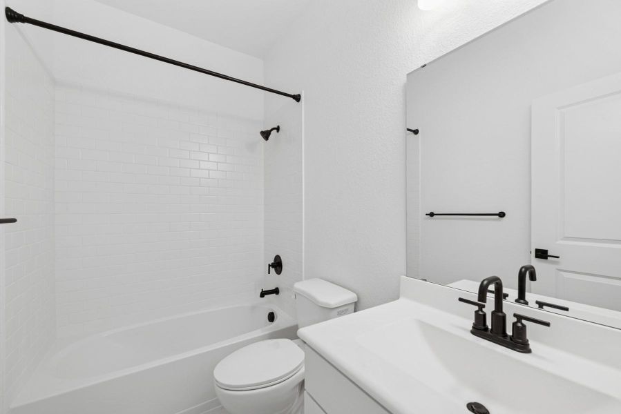 Hall bath (*Photo not of actual home and used for illustration purposes only.) Hall bath (*Photo not of actual home and used for illustration purposes only.)