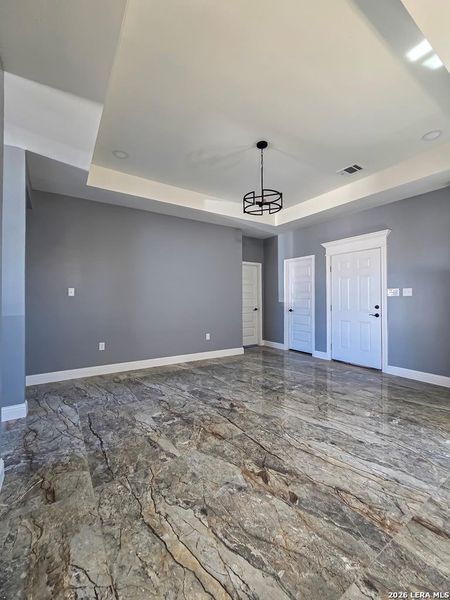 Spacious, unfurnished interior of a new home in , Eagle Pass (Image 23).