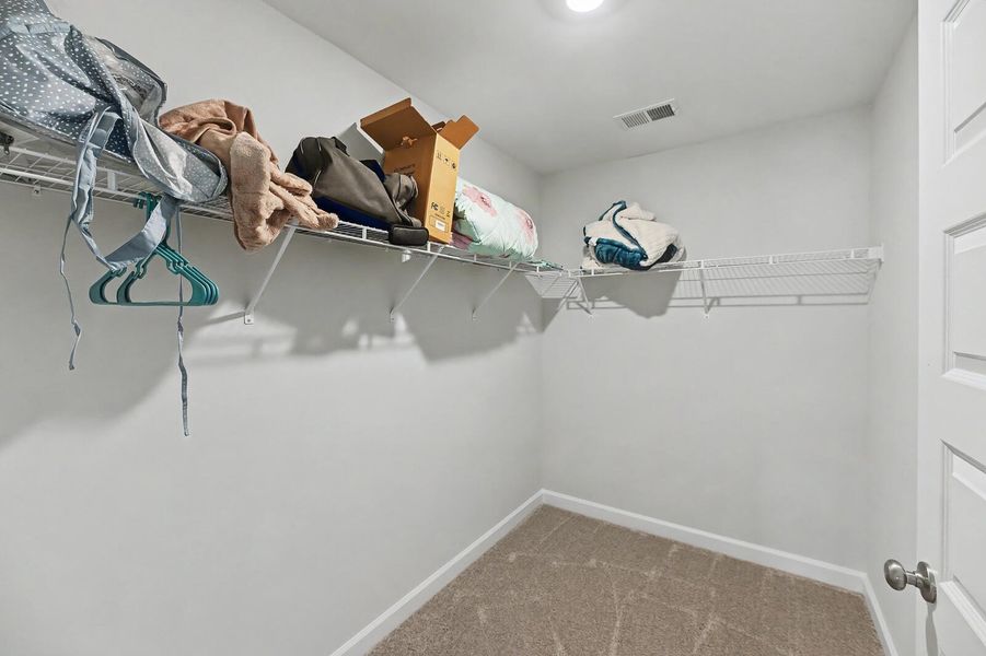 Spacious, unfurnished interior of a new home in Six Oaks, Summerville (Image 22).