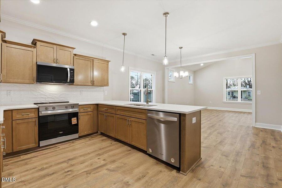 22-608 S Vance St-22