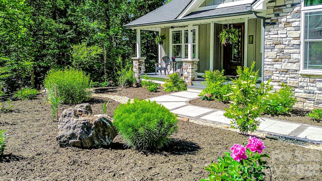 Exterior details and patio area of a home in , Rutherfordton (Image 25).