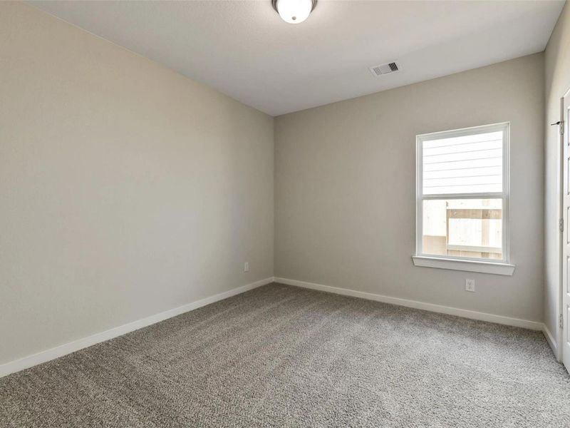 Spacious, unfurnished interior of a new home in Sundance Cove, Crosby (Image 28).