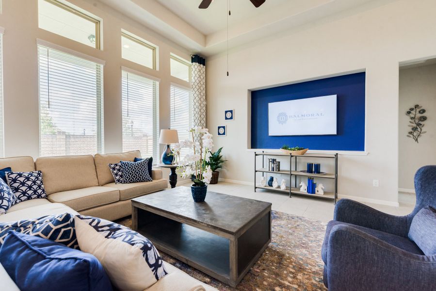Representative furnished interior of a home built from the Floor Plan 2543 by Colina Homes in Grand Magnolia, Magnolia (Image 5). Representative furnished interior of a home built from the Floor Plan 2543 by Colina Homes in Grand Magnolia, Magnolia (Image 5).