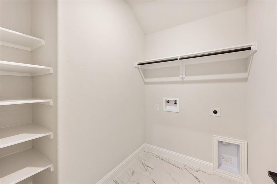 Spacious, unfurnished interior of a new home in Sunset Ridge, Alvarado (Image 30). Spacious, unfurnished interior of a new home in Sunset Ridge, Alvarado (Image 30).