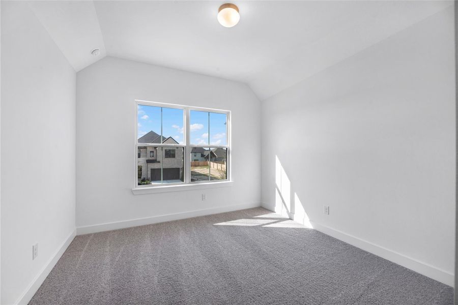 Spacious, unfurnished interior of a new home in Elyson, Katy (Image 18).