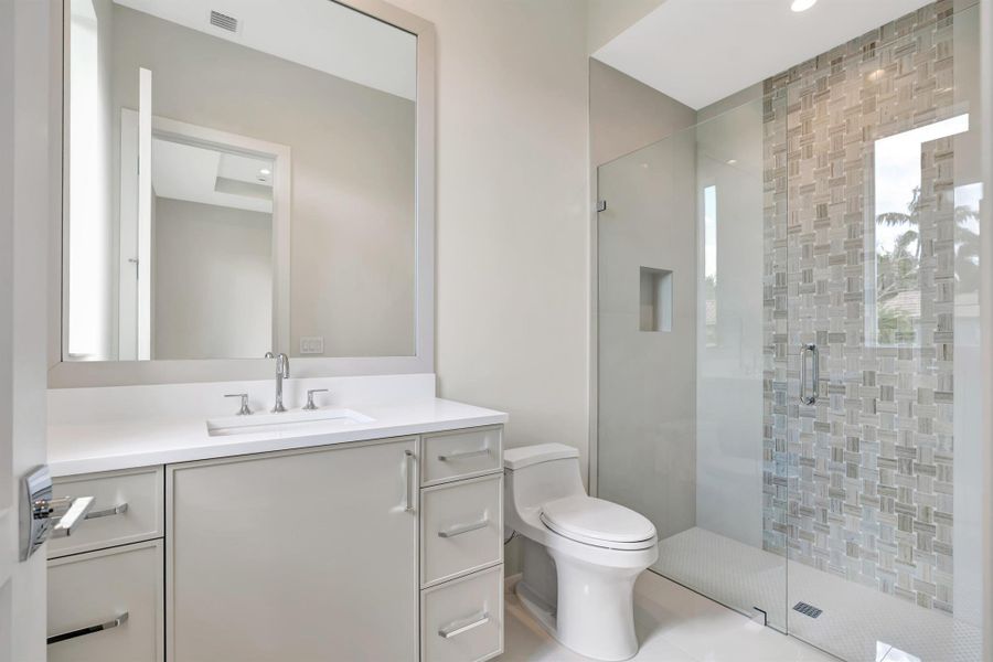 Furnished interior view inside a new home in , Palm Beach Gardens (Image 47).