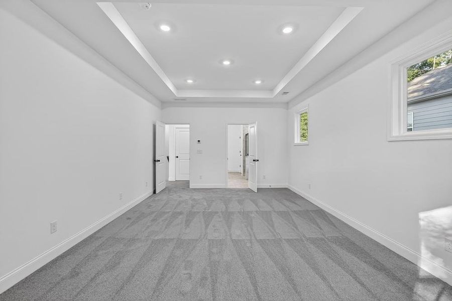 Spacious, unfurnished interior of a new home in Bailey Fence, Dacula (Image 22).