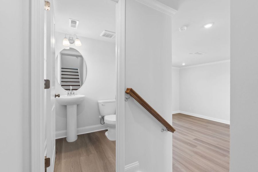 Spacious, unfurnished interior of a new home in Lakeside Townes at Riverlights, Wilmington (Image 23).