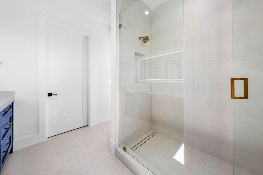 Image 103 of a home in .