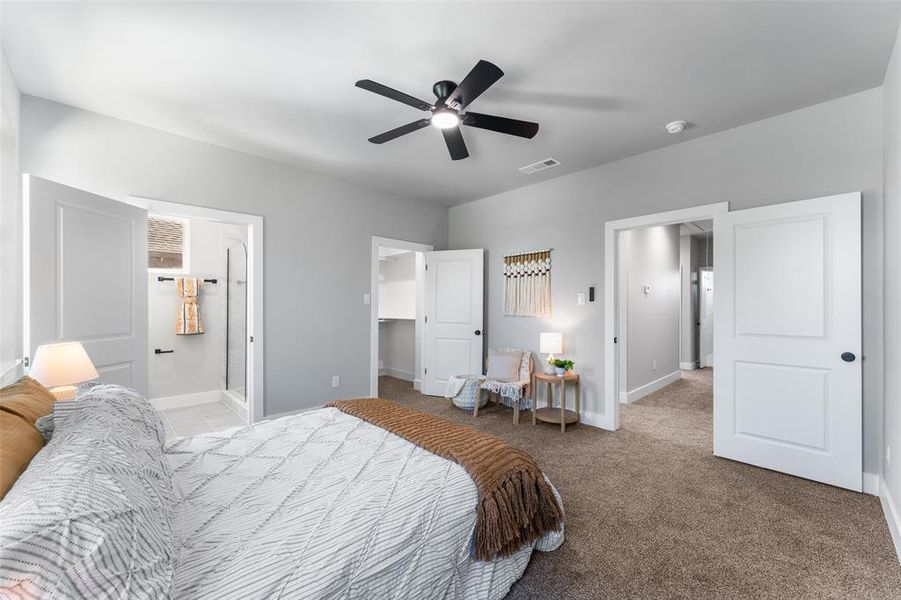 White Home Staging for visual.