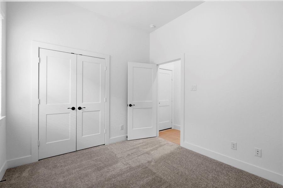 Spacious, unfurnished interior of a new home in Emory Glen, Magnolia (Image 21).