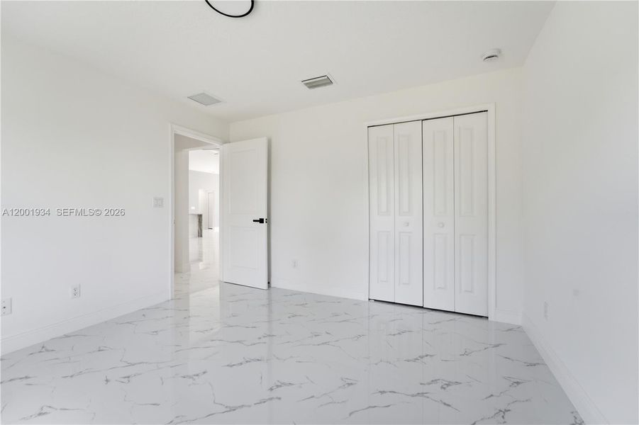 Spacious, unfurnished interior of a new home in , Port St. Lucie (Image 38).