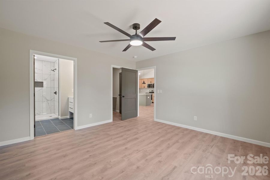 Spacious, unfurnished interior of a new home in , Valdese (Image 15).