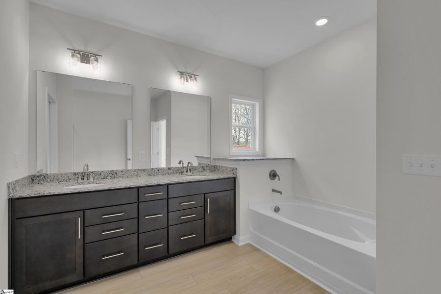 Furnished interior view inside a new home in Lynbrook, Boiling Springs (Image 9).