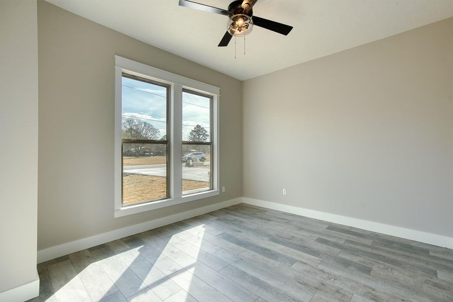 Spacious, unfurnished interior of a new home in , Beaumont (Image 22).