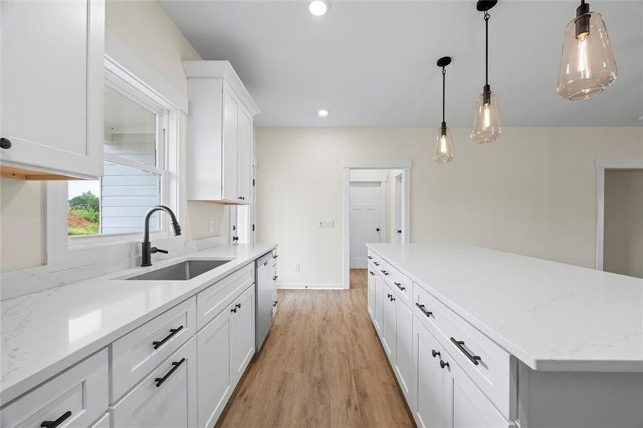 Furnished interior view inside a new home in , Toccoa (Image 6).