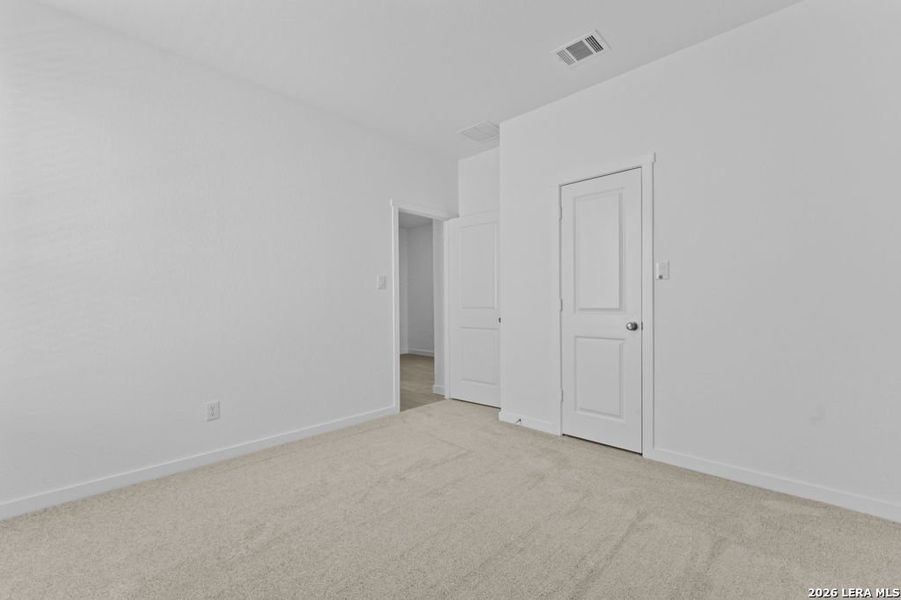 Spacious, unfurnished interior of a new home in Brookmill, San Antonio (Image 21).