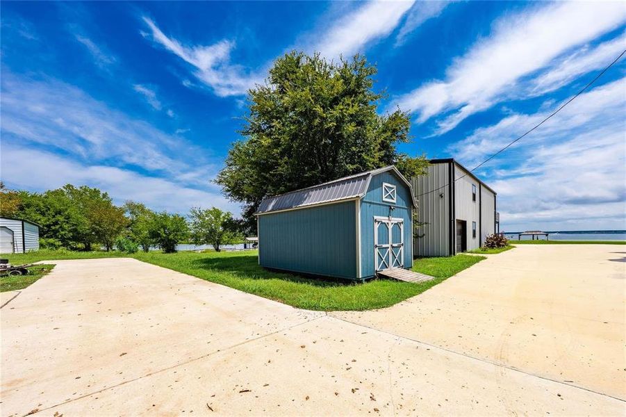 Image 27 of a home in . Image 27 of a home in .