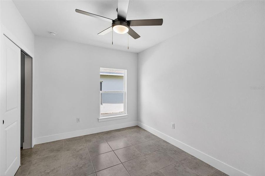 Spacious, unfurnished interior of a new home in , Port Charlotte (Image 19).