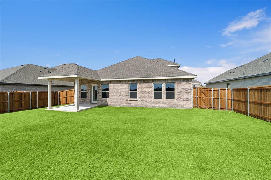Exterior details and patio area of a home in Rolling Ridge, Van Alstyne (Image 24). Exterior details and patio area of a home in Rolling Ridge, Van Alstyne (Image 24).