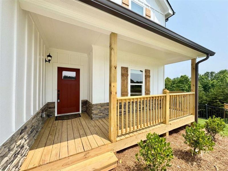 Exterior details and patio area of a home in , Lula (Image 3).