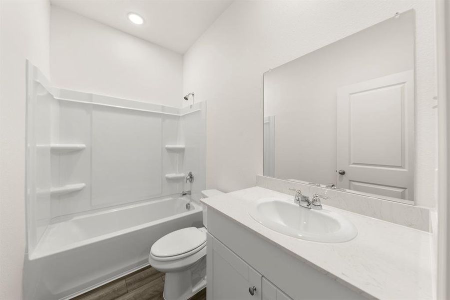 05. 1301 Elliot - 2ND Bath