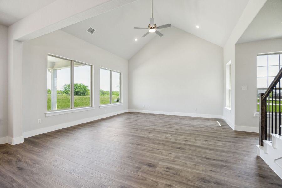 Spacious, unfurnished interior of a new home in Ellis Ranch Estates, Waxahachie (Image 19). Spacious, unfurnished interior of a new home in Ellis Ranch Estates, Waxahachie (Image 19).