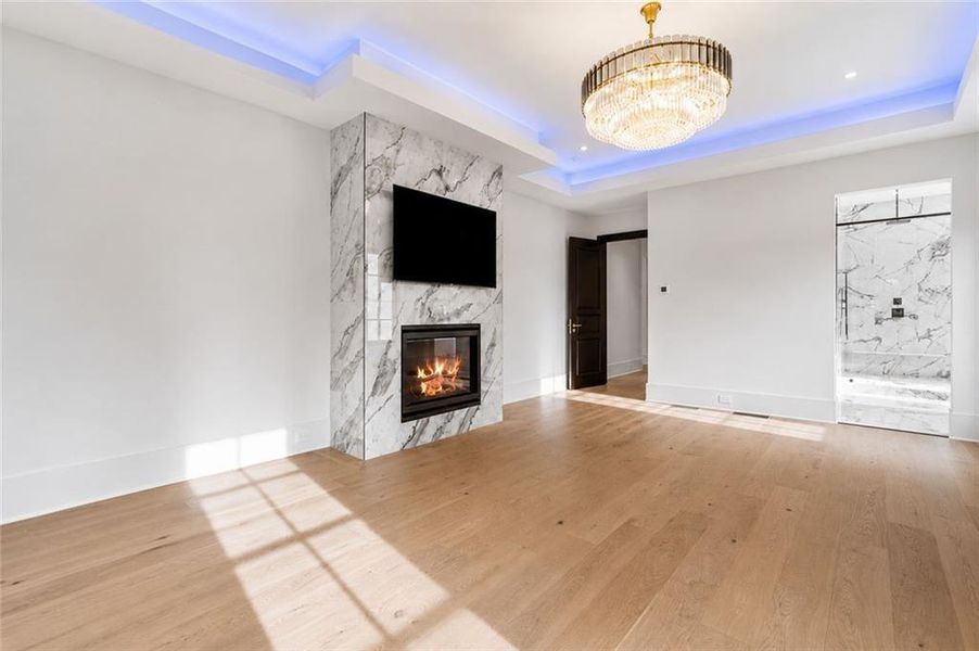 Spacious, unfurnished interior of a new home in , Alpharetta (Image 52).