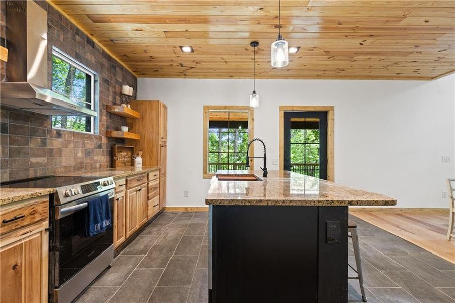 Furnished interior view inside a new home in , McCaysville (Image 18).