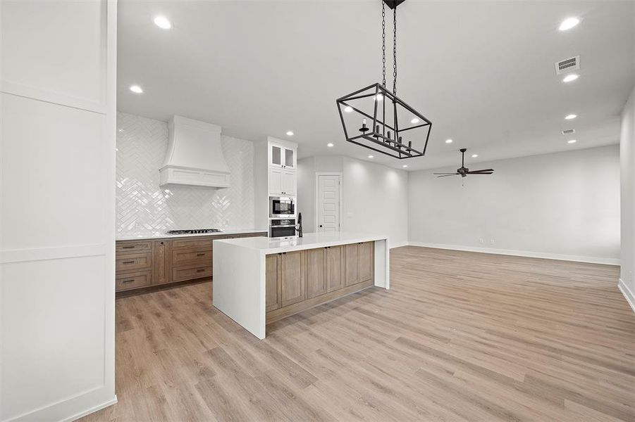 Spacious, unfurnished interior of a new home in , Waco (Image 19).