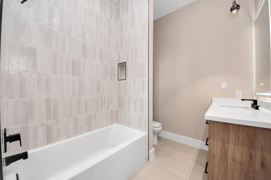 Furnished interior view inside a new home in , Houston (Image 8). Furnished interior view inside a new home in , Houston (Image 8).