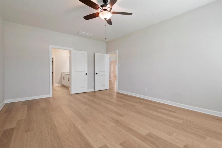 Spacious, unfurnished interior of a new home in Magnolia Woods, Magnolia (Image 16).