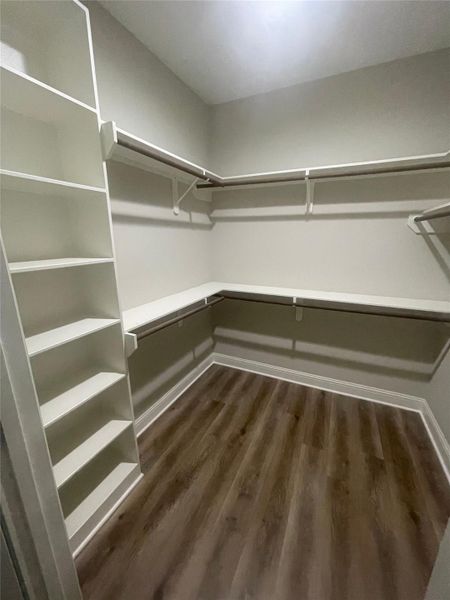 Spacious, unfurnished interior of a new home in , New Waverly (Image 6).