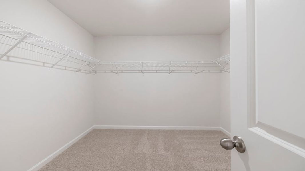 Spacious, unfurnished interior of a new home in Durbin Meadows Traditions, Fountain Inn (Image 33).