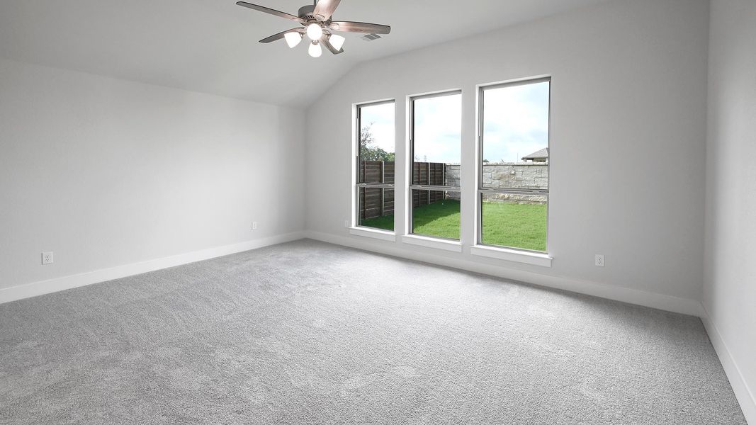 Spacious, unfurnished interior of a new home in Juniper Springs, Lockhart (Image 17).