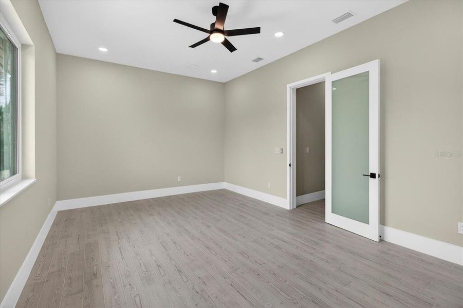 Spacious, unfurnished interior of a new home in , Safety Harbor (Image 24). Spacious, unfurnished interior of a new home in , Safety Harbor (Image 24).