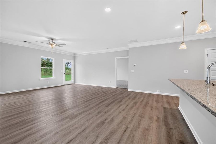 Spacious, unfurnished interior of a new home in Allen Manor, Hoschton (Image 24).