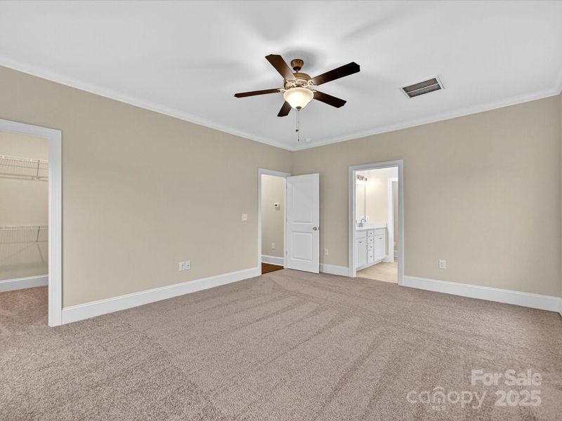 Spacious, unfurnished interior of a new home in , Monroe (Image 10).