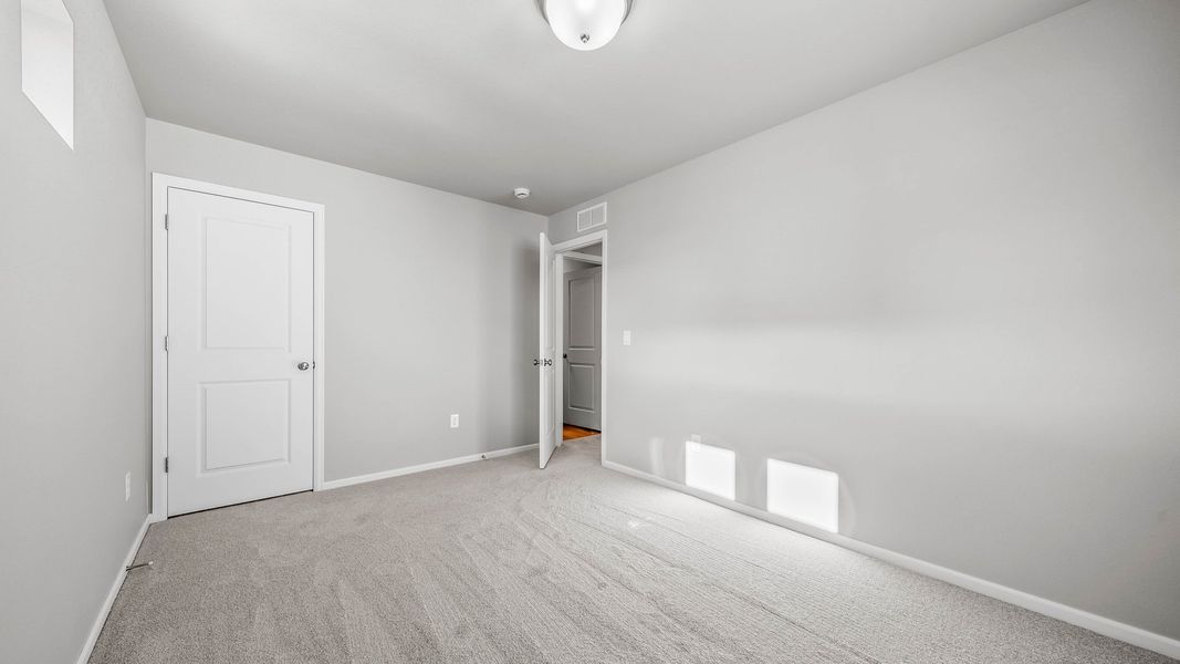Spacious, unfurnished interior of a new home in Thompson River Ranch, Johnstown (Image 16). Spacious, unfurnished interior of a new home in Thompson River Ranch, Johnstown (Image 16).